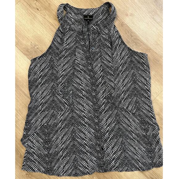 Worthington White & Black Halter Neck Ruffle Sleeveless Size M Work Top - Picture 1 of 7